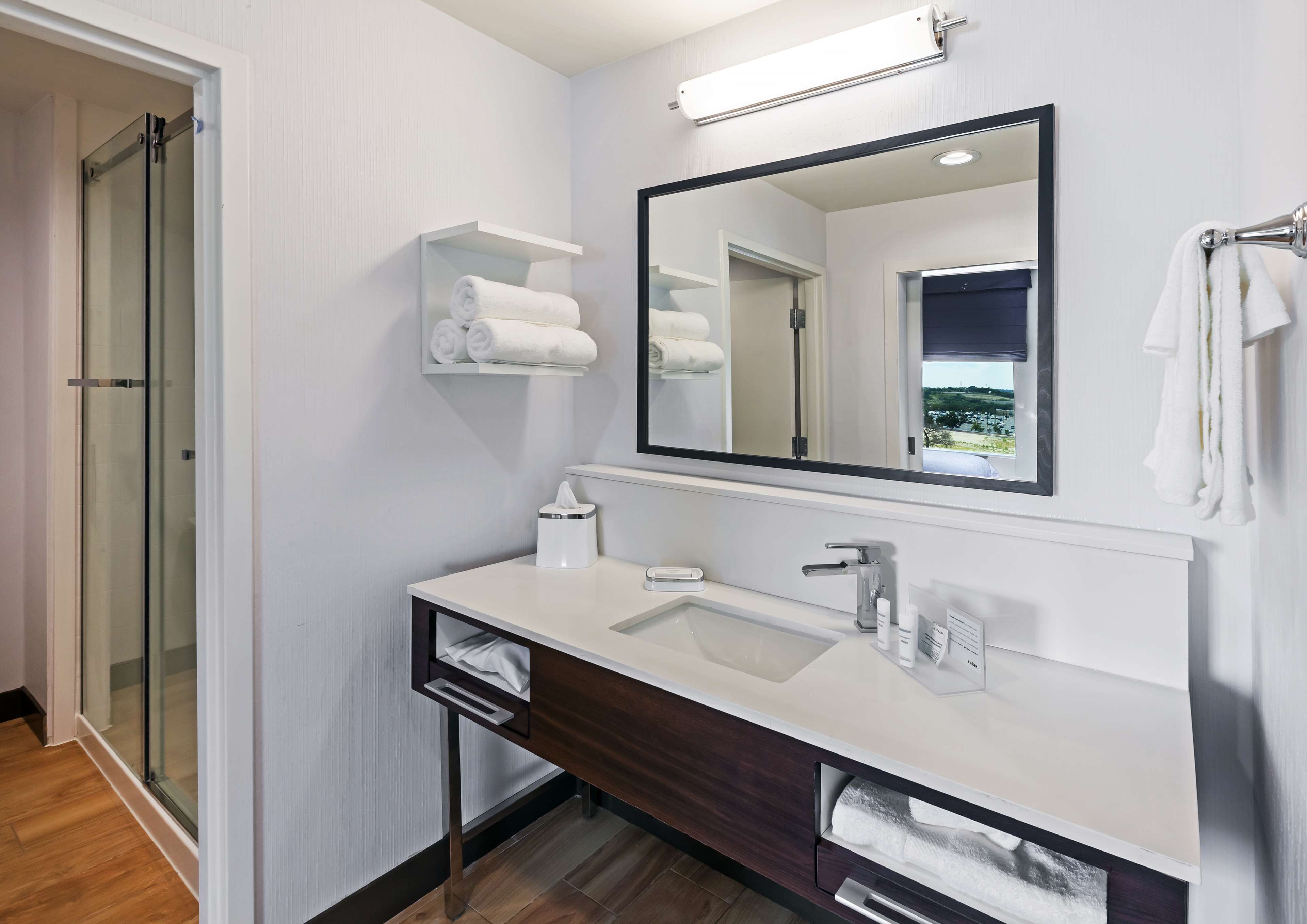 Hampton Inn by Hilton Bulverde Texas Hill Country - Tap to explore photos