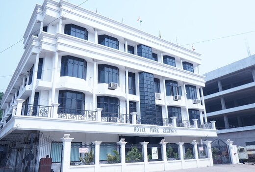 Park Regency