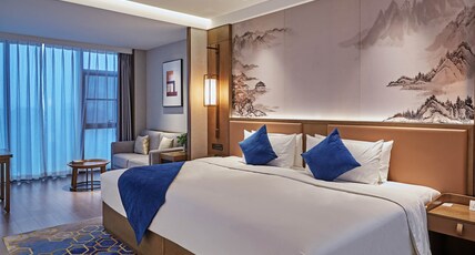 Crowne Plaza CHENGDU WUHOU Room Type - 1 Super King Premium