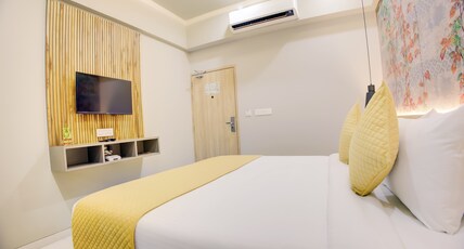 Cozzet Mahad Room Type - Club