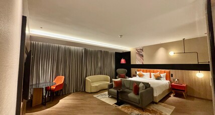 Ramada Encore By Wyndham Ayodhya Takpura Room Type - Suite