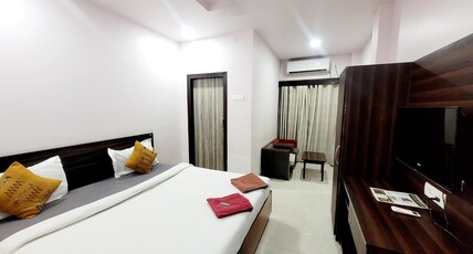 Zisuku Villa Room Type - Non AC Room with Free Wifi