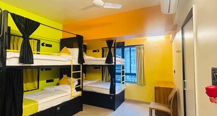 Move Inn Room Type - 6 Bed Male Room
