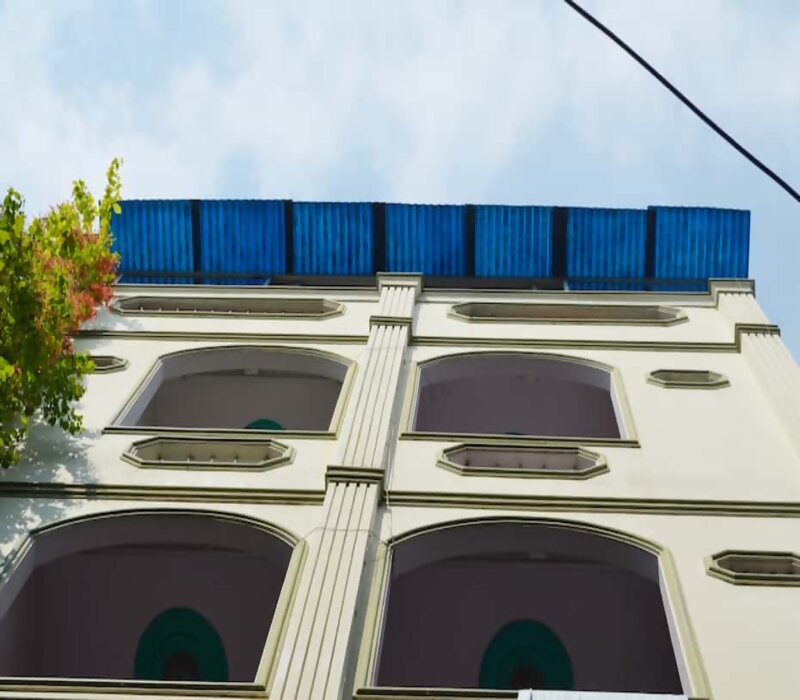 Sai Kripa Guest House - Tap to explore photos
