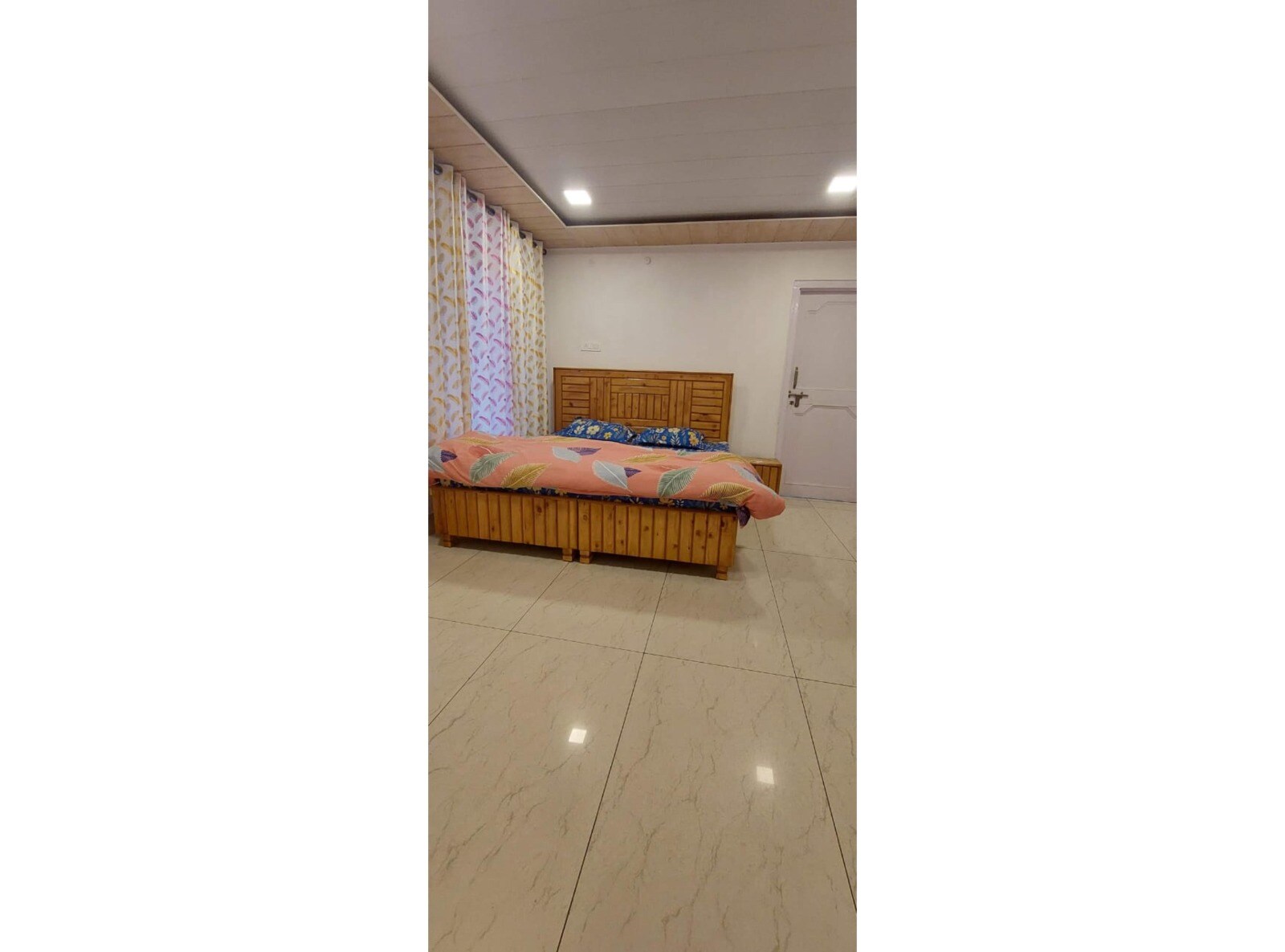 Gaura shiv home stay - Tap to explore photos