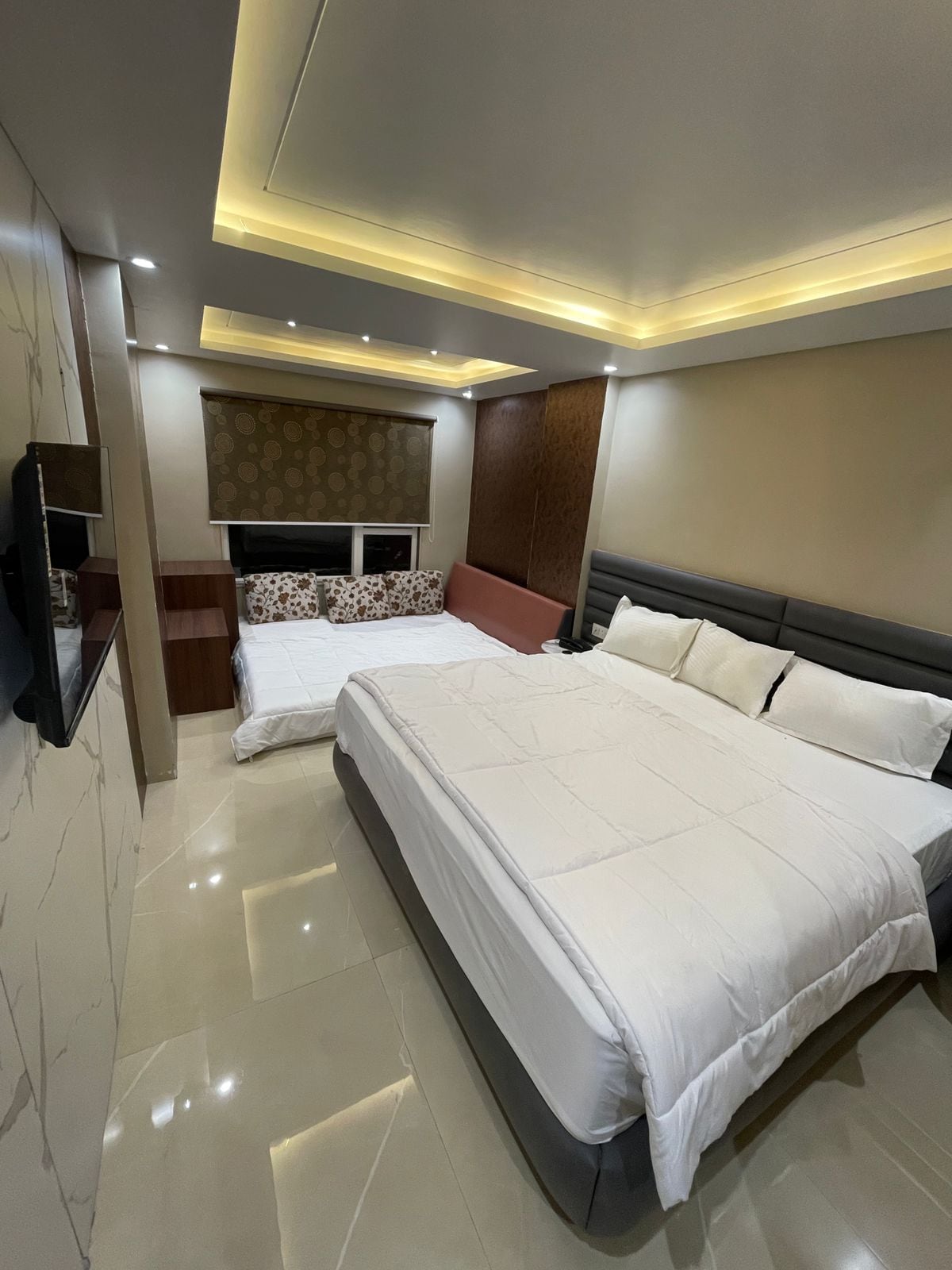 KIWI INN Hotel Ujjain - Tap to explore photos