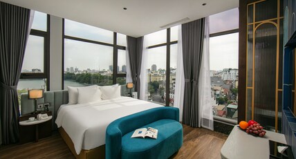 May De Ville Lakeside Hotel Room Type - May Lake View