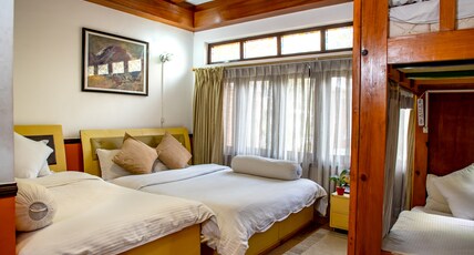 Shangri-La Boutique Hotel Room Type - 4 Bed Deluxe Family Room