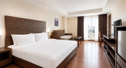Journeyhub Sukhumvit Bangkok 26 Room Type - Junior Suite