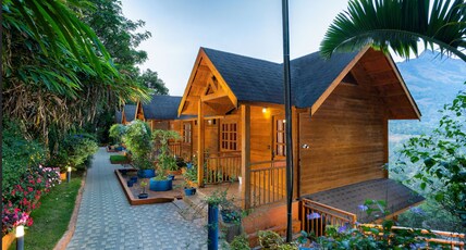 Eterno Camellia and Elettaria Room Type - Wooden House AC with Balcony