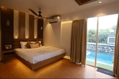 The Kia Villa Luxury Stay by