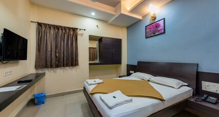 Hotel Radhakrishna Room Type - Deluxe Room Ac Hotel Radhakrishna Room Type - Deluxe Room Ac