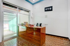 SPOT ON by OYO Ajay Hotel Phulpur Railway station