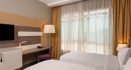 Mercure Makkah Aziziah Room Type - Classic Room with twin beds