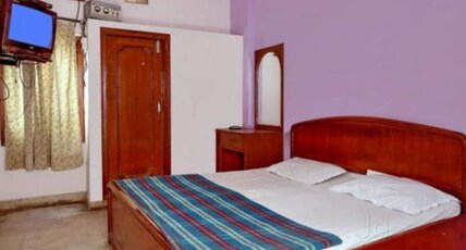 Parkash Hotel Room Type - Suite AC Room