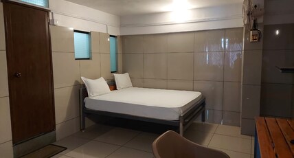 G B Inn Room Type - Standard Non Ac