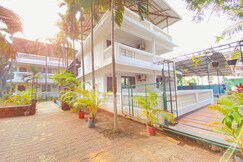 Snehleela by Purple Leaf