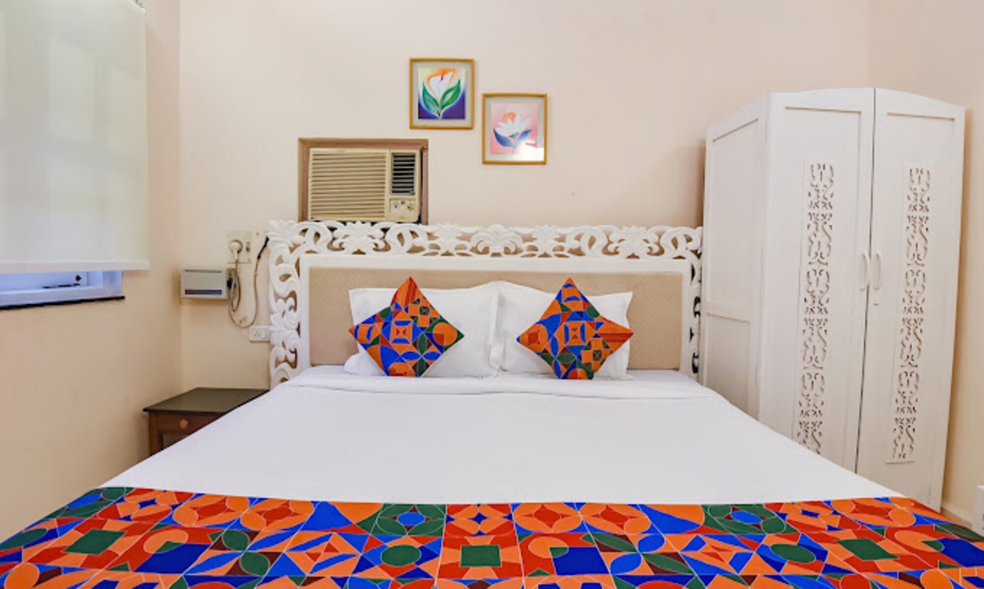 Via Tanjo Highland With Pool, Candolim Beach - Tap to explore photos
