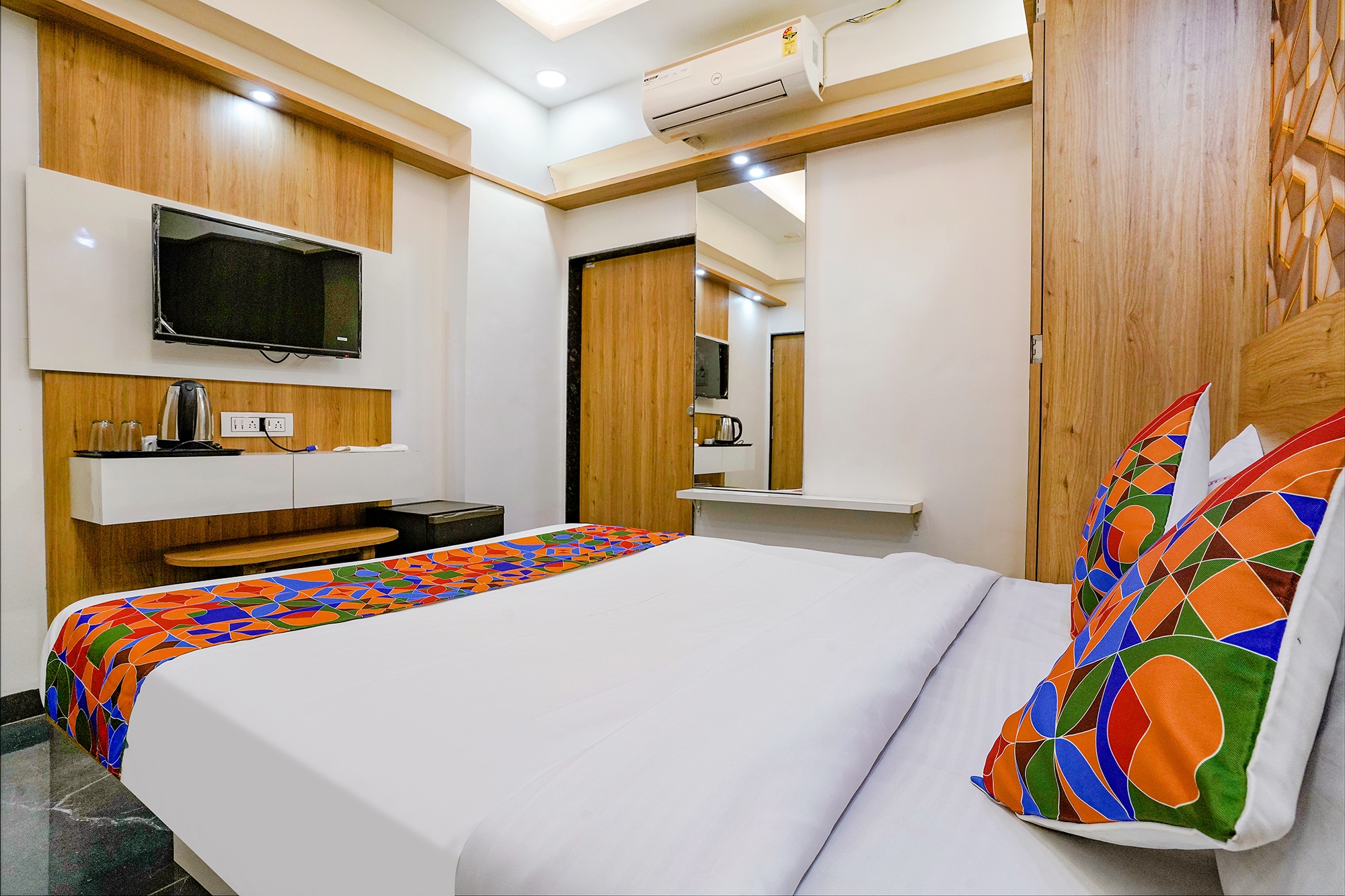 Via Stay Inn - Tap to explore photos