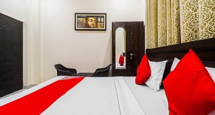 Hotel O Townhouse Room Type - Classic