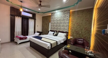 Hotal Raghuvanshi Room Type - LUXURY ROOM Hotal Raghuvanshi Room Type - LUXURY ROOM