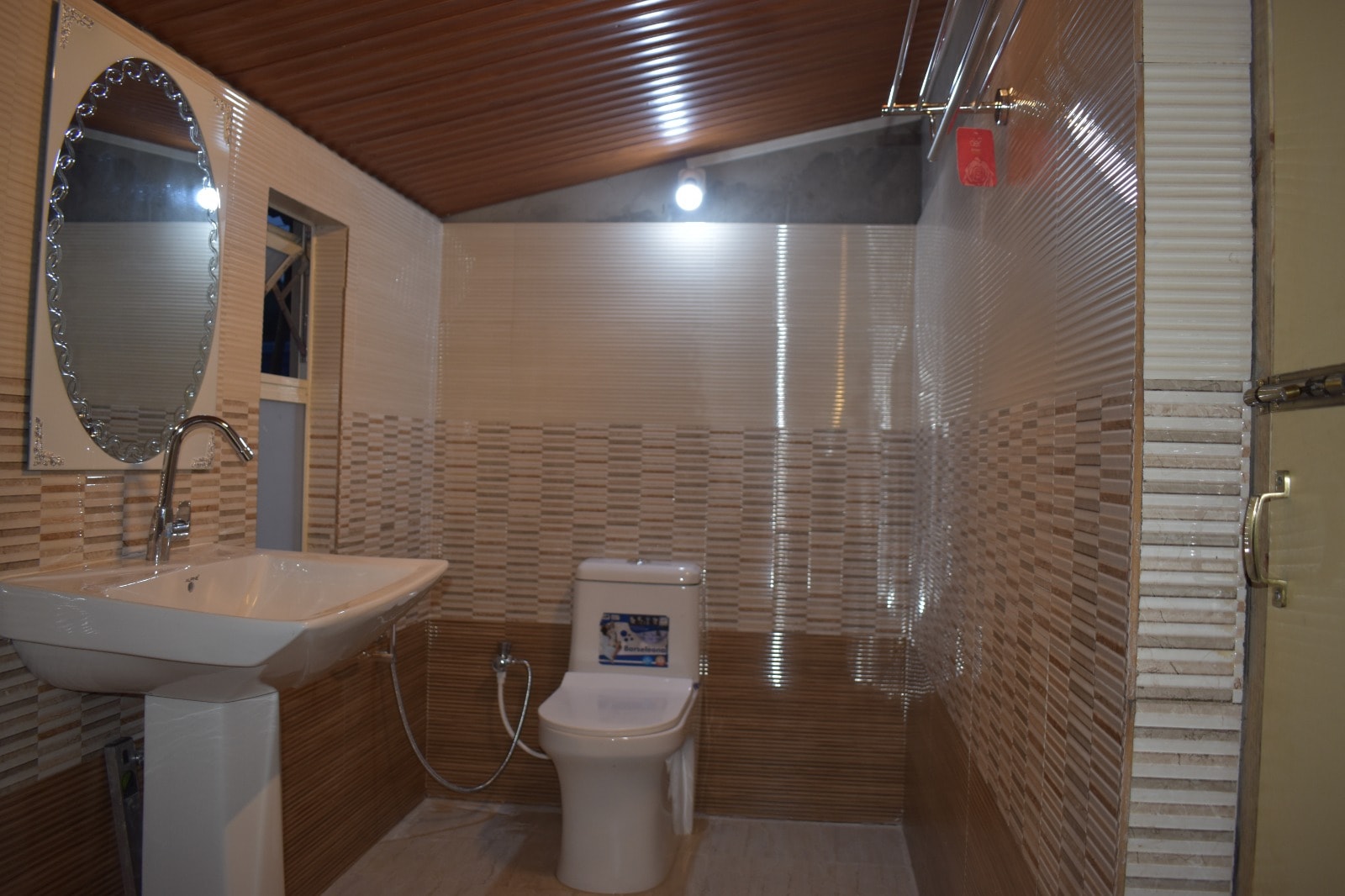 Metianil Homestay | Rooms and Cottages - Tap to explore photos