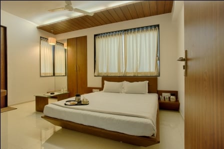 Hotel Pallav - Tap to explore photos