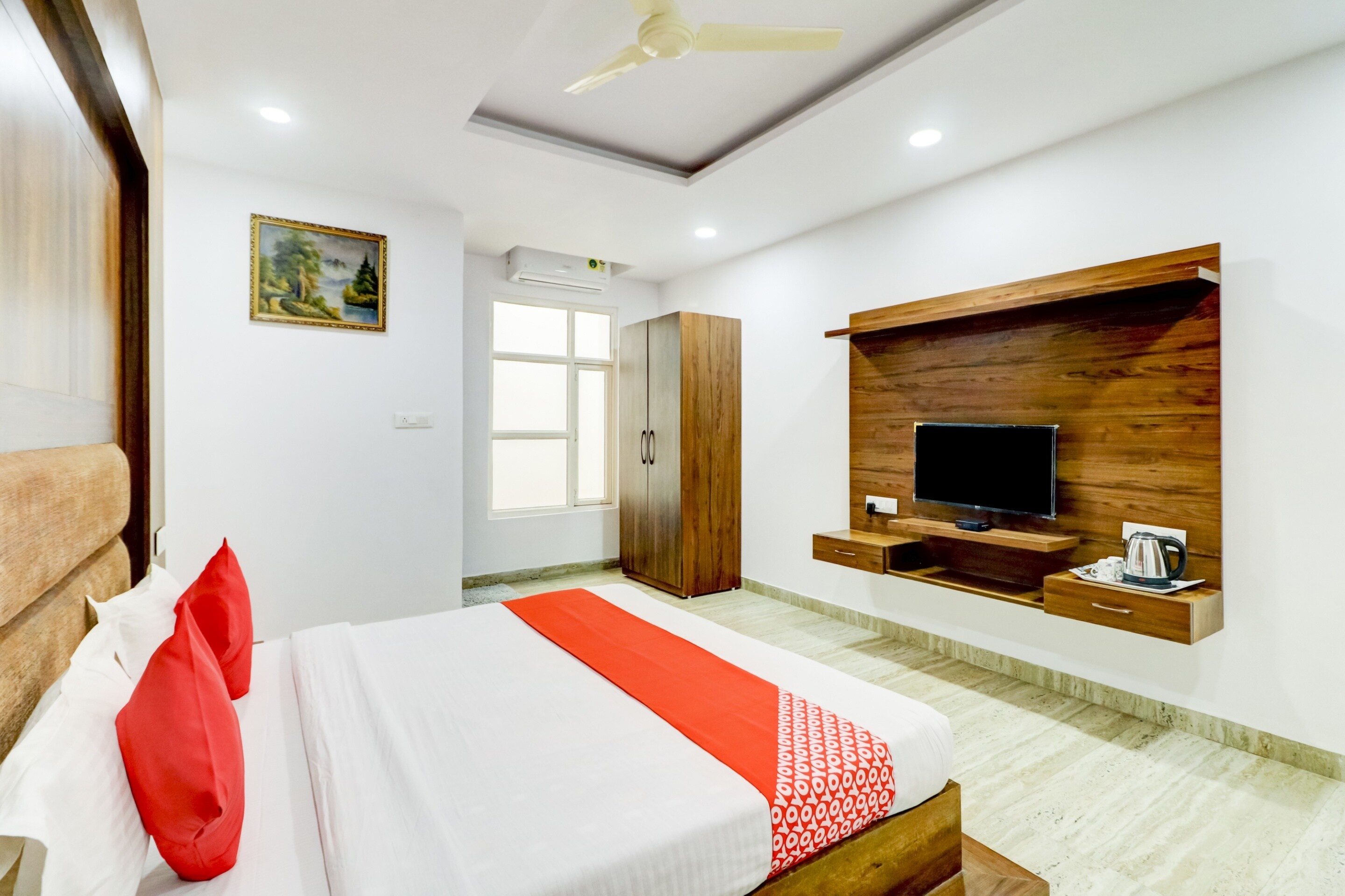 Hotel O Ratan Pacific Hotel And Party Hall - Tap to explore photos