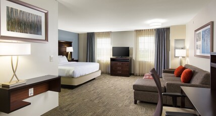 Staybridge Suites - Columbus Polaris Room Type - 1 King Bed Studio Suite