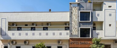 Hotel Ambika Dx @Gwalior Railway Station