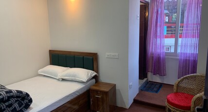 BEGONIA HOMESTAY Room Type - Room 5 - Deluxe Double Room