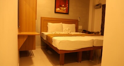 HOTEL SR ( KATTUMANNARKOIL) Room Type - Standard AC