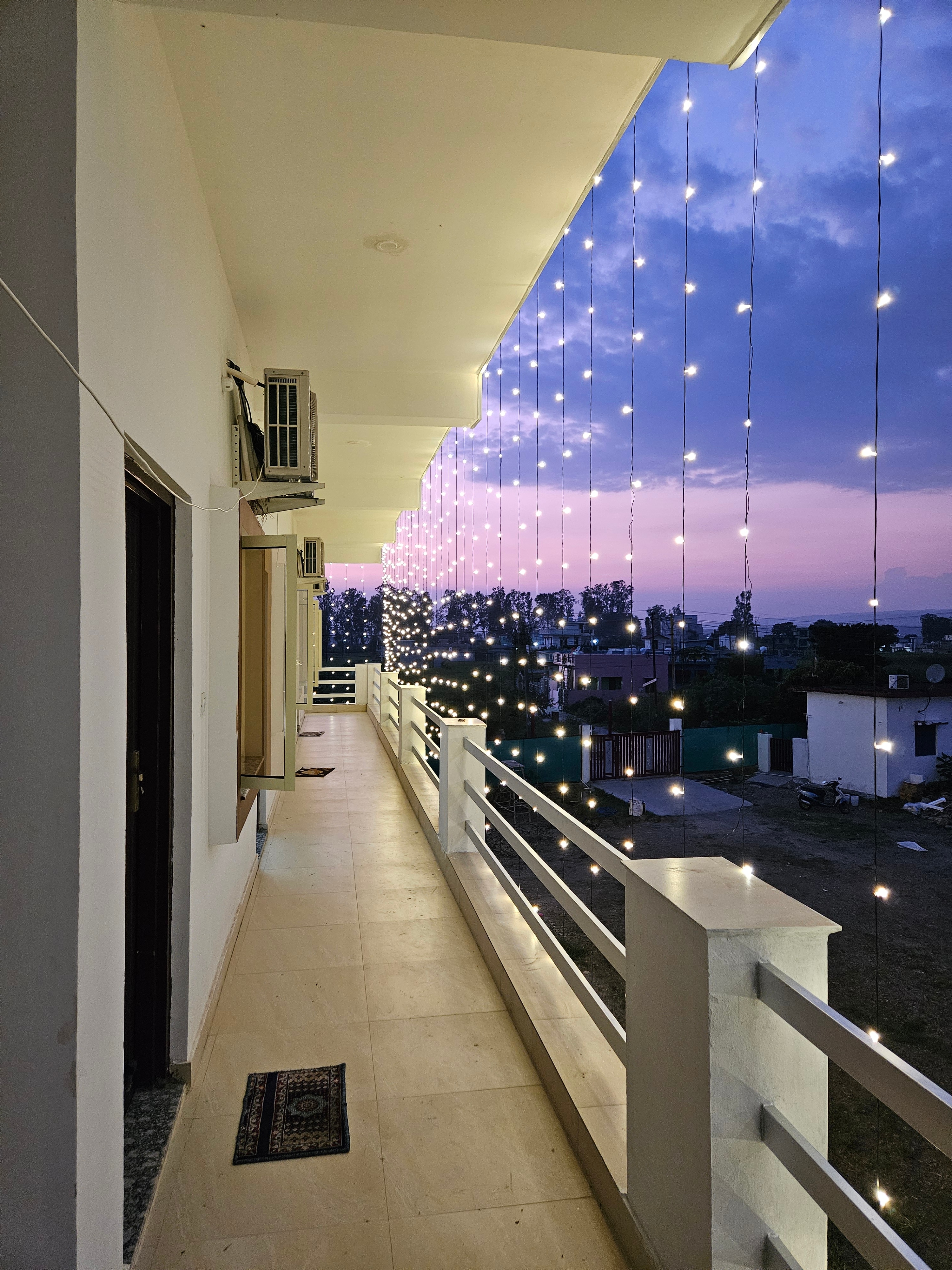 Hotel YesWell - Tap to explore photos