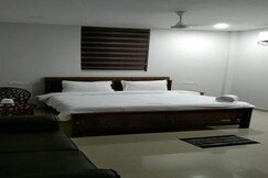 GREEN LAND RESIDENCY