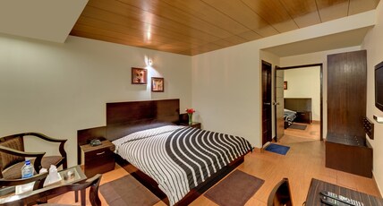 Hotel Suman Paradise Room Type - Luxury Suite