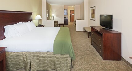 Holiday Inn Express Hotel & Suites Brownfield, an IHG Hotel Room Type - 1 King Suite Communications Mobility Accessible Tub Holiday Inn Express Hotel & Suites Brownfield, an IHG Hotel Room Type - 1 King Suite Communications Mobility Accessible Tub