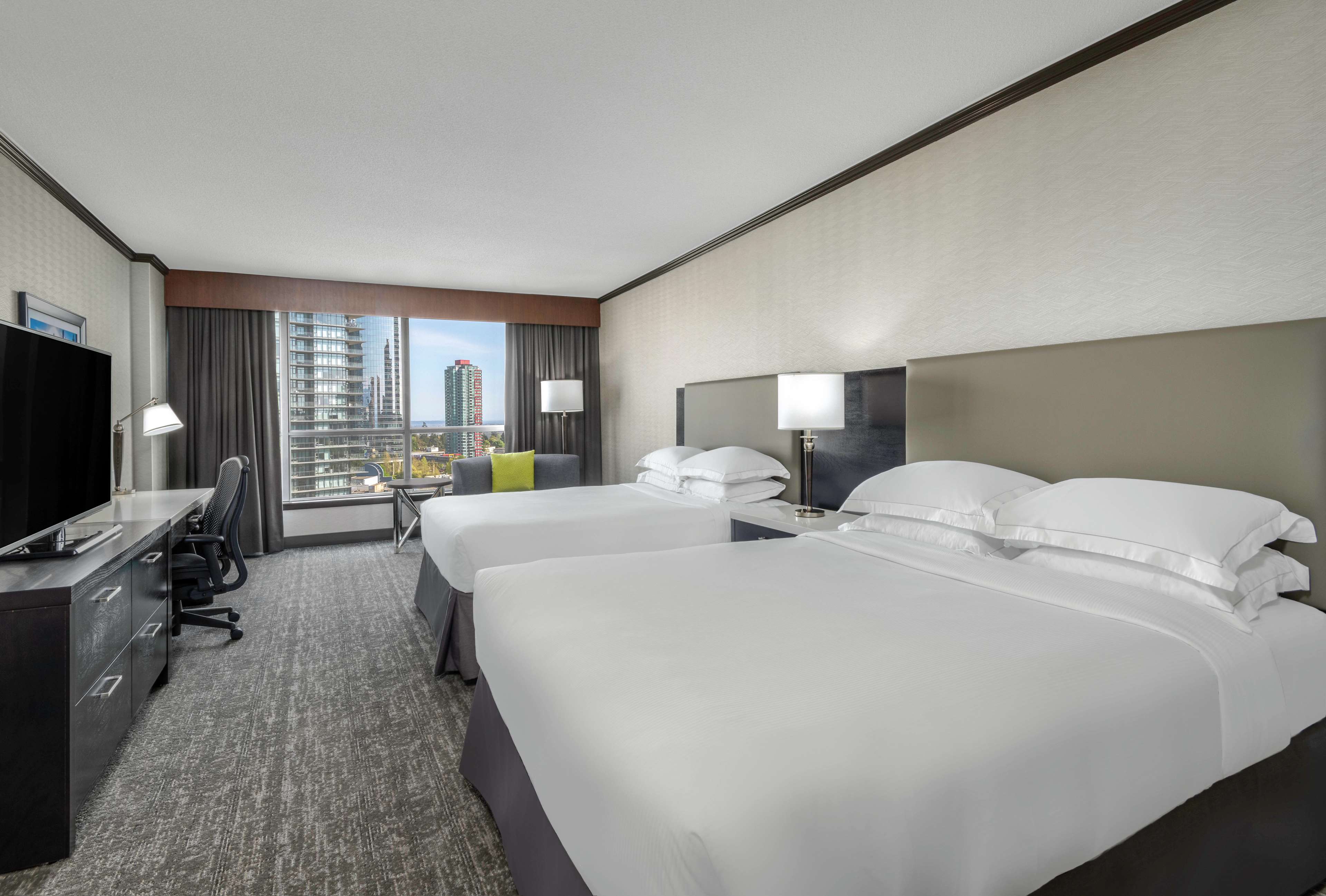 Hilton Vancouver Metrotown - Tap to explore photos