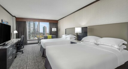 Hilton Vancouver Metrotown Room Type - 2 QN EXEC - LOUNGE ACCESS