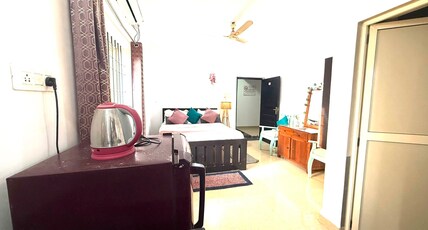 The TURQUOIISE House.. Room Type - 1 BHK Apartment