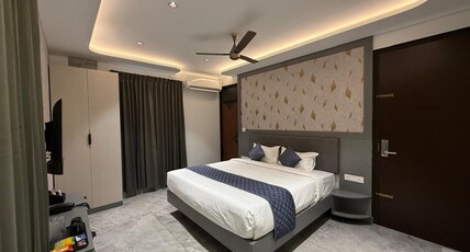 Kandha Residency Room Type - Deluxe One-Bedroom Apartment with City View
