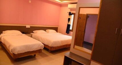 Aarthi Residency Room Type - AC Triple Room