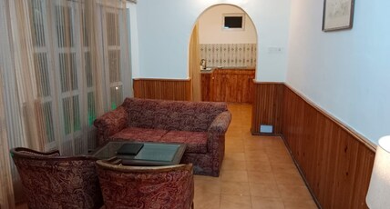 Sarthak inn Near KAINCHI DHAM 20 MINS Room Type - Family Cottage