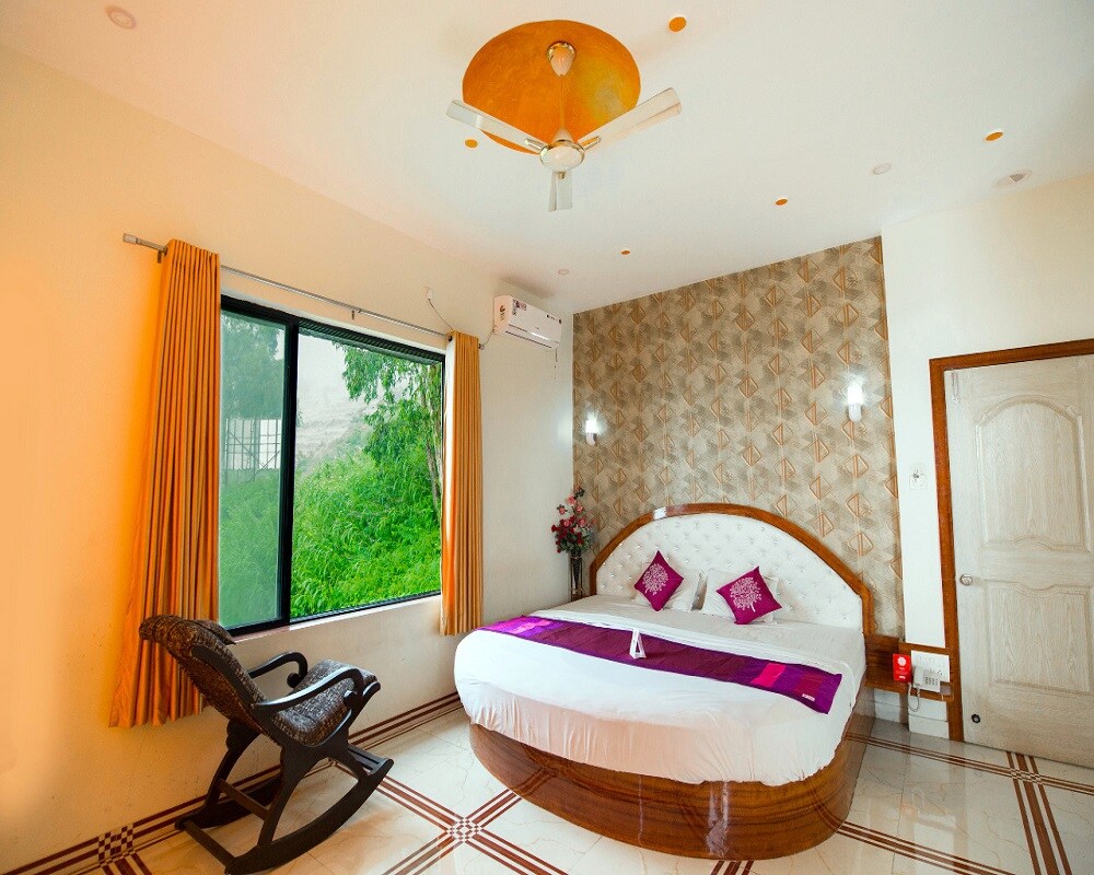 Hotel Ransa Suites And Deluxe Rooms - Tap to explore photos