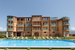 Burki Castle & Cellar Hotel