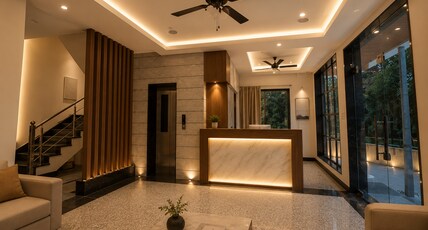 Hotel Luxury Inn Room Type - Luxury Suite with Bathtub
