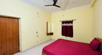 Hotel Madhuram & Banquet Hall Room Type - NON AC Hotel Madhuram & Banquet Hall Room Type - NON AC