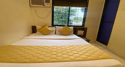 Hotel Garden Palace Room Type - Deluxe Double Room