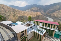 Parvat Villa Resort