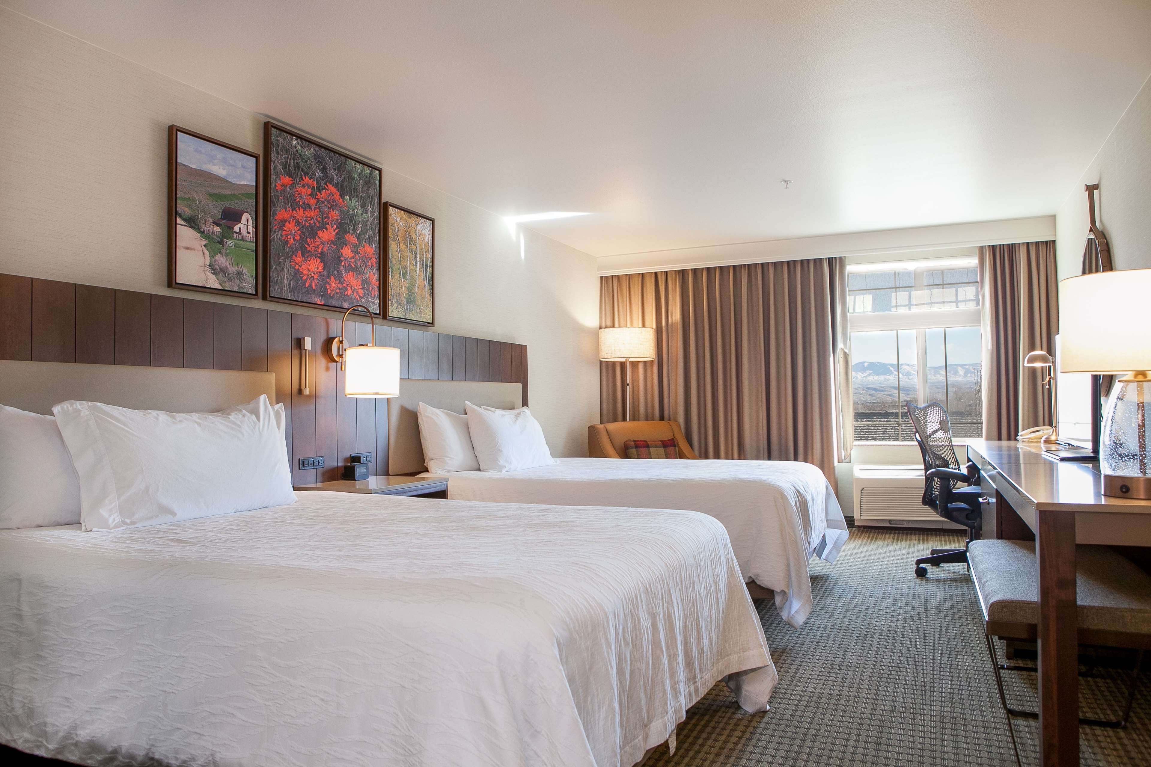 Hilton Garden Inn Boise/Eagle - Tap to explore photos