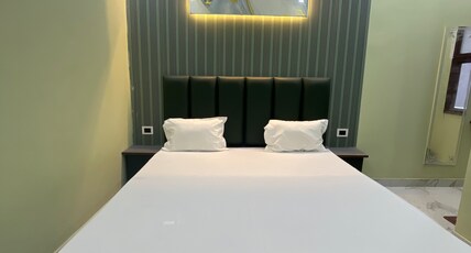 Banke bihari seva sadan Room Type - Bedroom 10